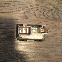 Load image into Gallery viewer, Volvo 899962000 relay fan control unit 1398845 original V70 850 870 9442933