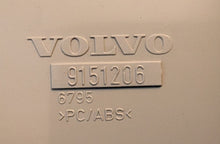 Load image into Gallery viewer, Dome overhead light for P80 cars, Volvo 850, S70, V70, V70XC, V70R, etc. PN: 9151206,