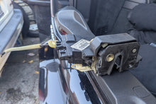 Load image into Gallery viewer, Front left door lock latch assembly, Volvo S70, V70, V70R, PN: 8626183, 9187282, 9203217, 9203628, 9203903