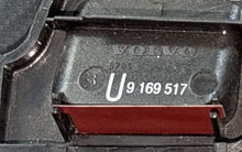Load image into Gallery viewer, Volvo dome light lens for 850, S70, V70, V70 XC, V70R, etc.