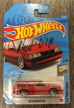 Load image into Gallery viewer, Hot Wheels Volvo 850 Estate wagons, Robert DIY signed, 6 different options