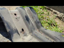 Load and play video in Gallery viewer, Volvo P80 AWD center carrier support bracket for S70, V70 XC, V70 AWD, 850, V70R, etc.