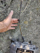 Load image into Gallery viewer, Brake caliper from a Volvo S60 R, V70 R from 2004 to 2007