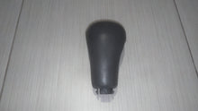 Load image into Gallery viewer, Shift knob for automatic transmission, P80 Volvo, 850, S70, V70, XC70, V70 GLT, V70R, C70, etc.