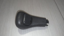 Load image into Gallery viewer, Shift knob for automatic transmission, P80 Volvo, 850, S70, V70, XC70, V70 GLT, V70R, C70, etc.