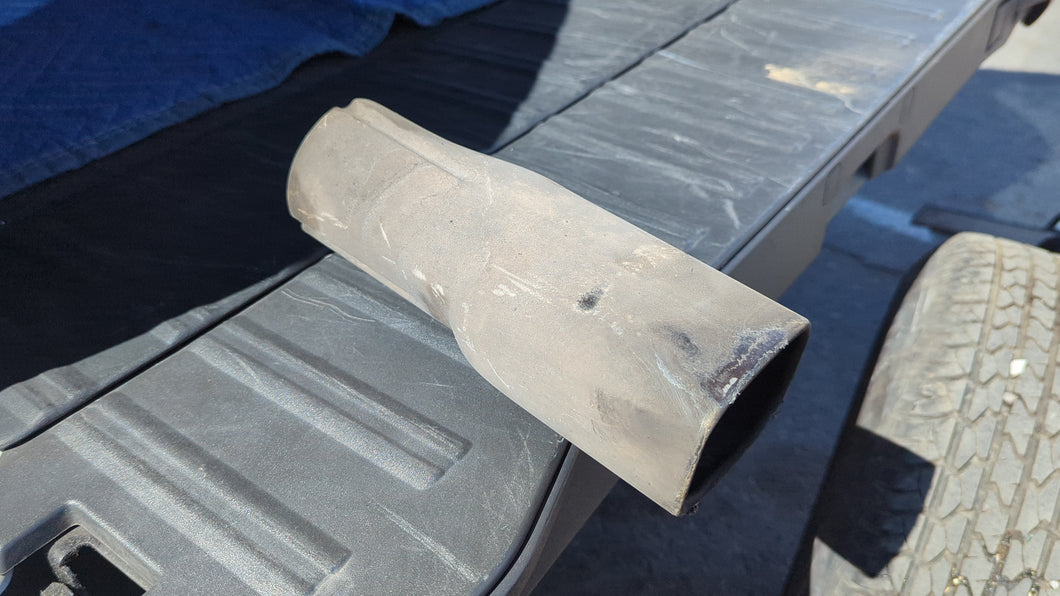 Exhaust tip for the Volvo 850 turbo cars. Nice peice to complete your T-5R or R restoration.