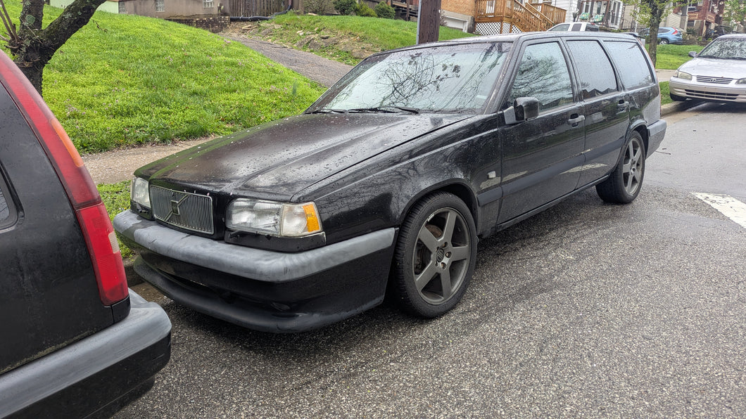 1995 Volvo T-5R wagon, black.