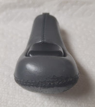 Load image into Gallery viewer, Shift knob for automatic transmission, P80 Volvo, 850, S70, V70, XC70, V70 GLT, V70R, C70, etc.
