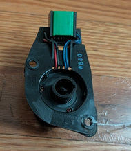 Load image into Gallery viewer, Tempertaure sensor, interior, for the ECC Volvo 850 9134821, 9134822
