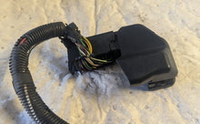 Load image into Gallery viewer, ABS module harness, Volvo 850, S70, V70, V70R, V70 XC
